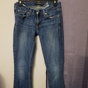 Womens Levis